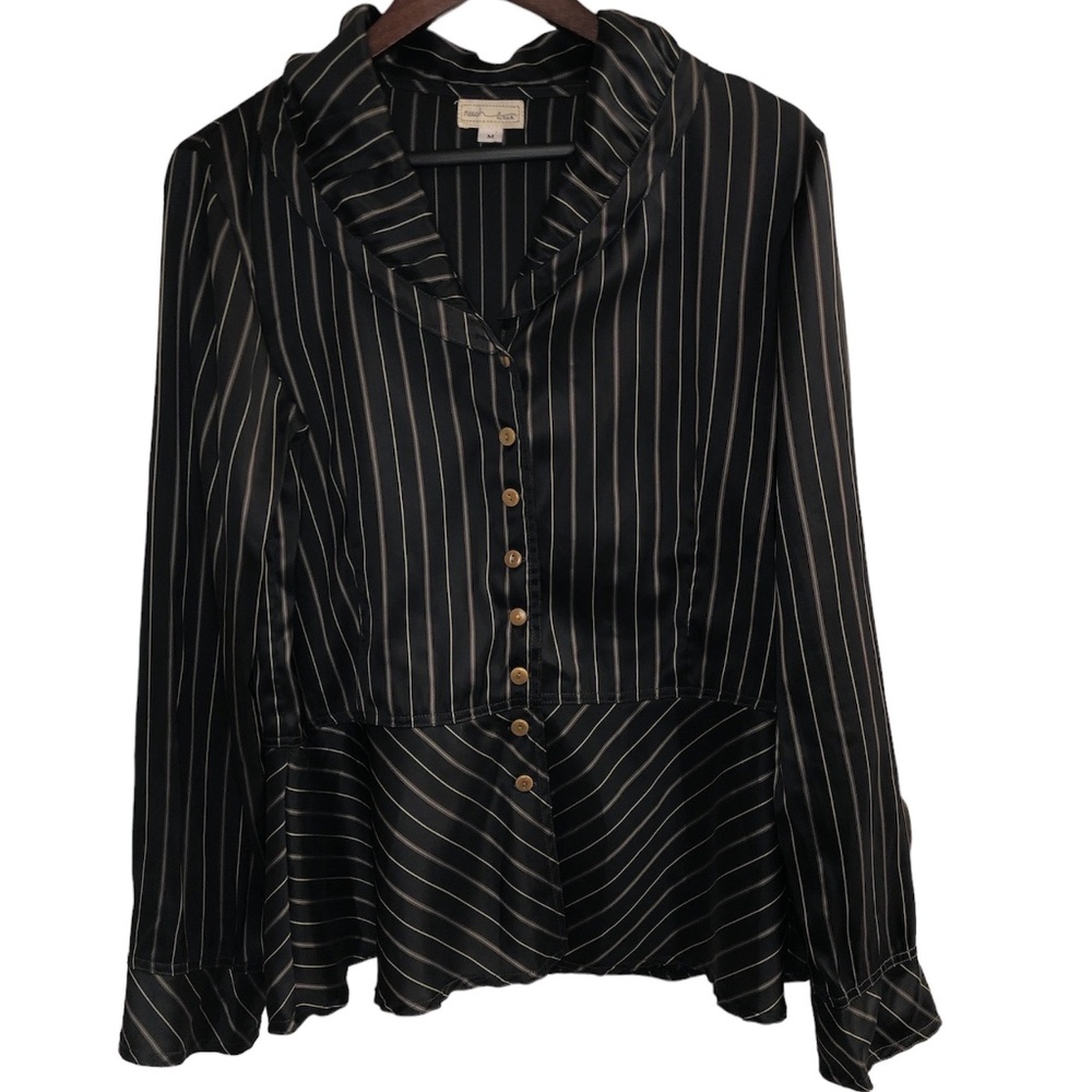 Neesh by DAR Black Stripe Blouse Button Up Shirt Medium